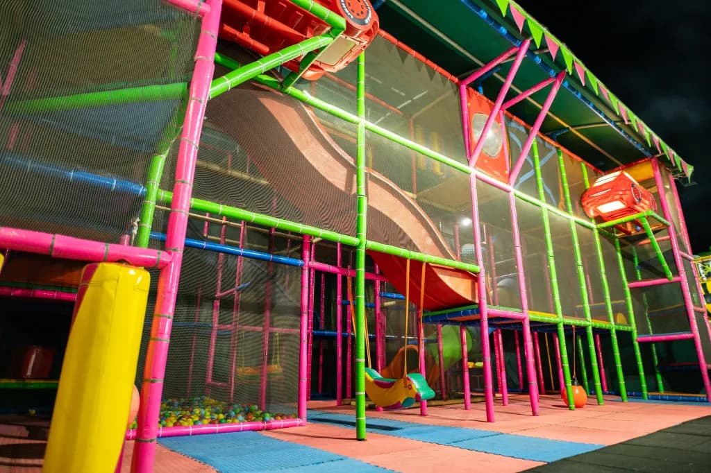 Gallery thumbnail image 10